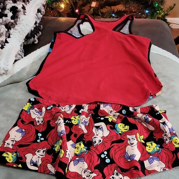 Disney Pajamas - Picture 5 of 7